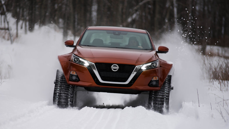 Illustration for article titled I Guess Nissan is Doing the Tracks Instead of Wheels Thing Again